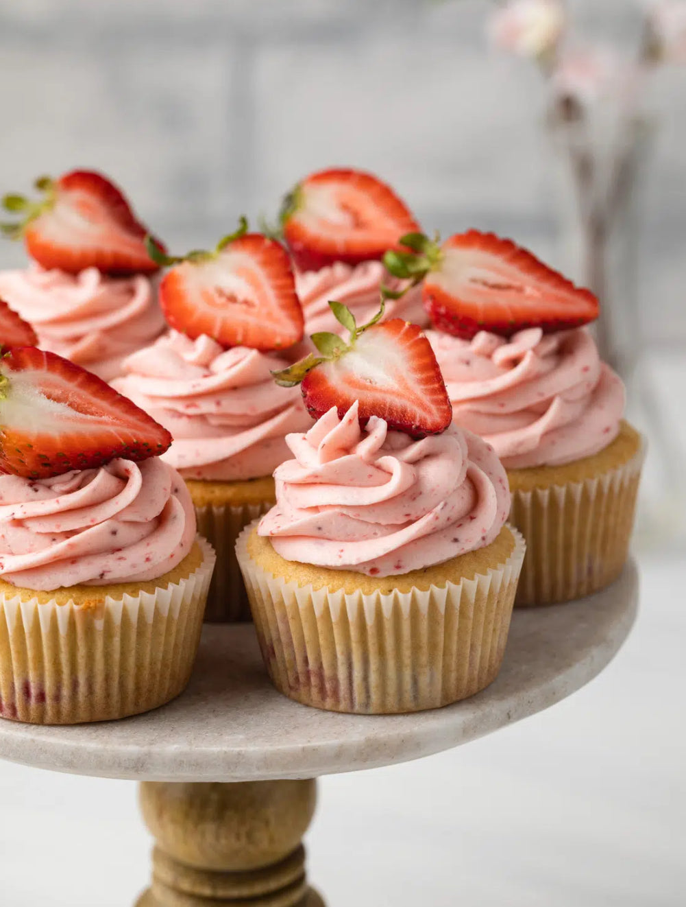 1 Dozen Strawberry Cupcakes